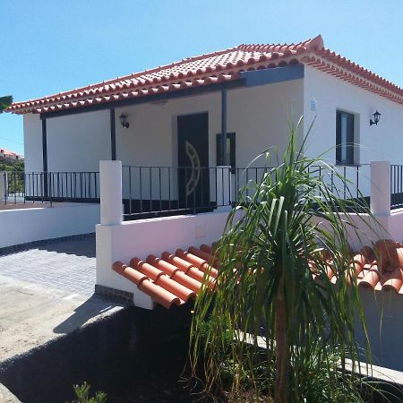 Cottage house Canico  Exterior photo